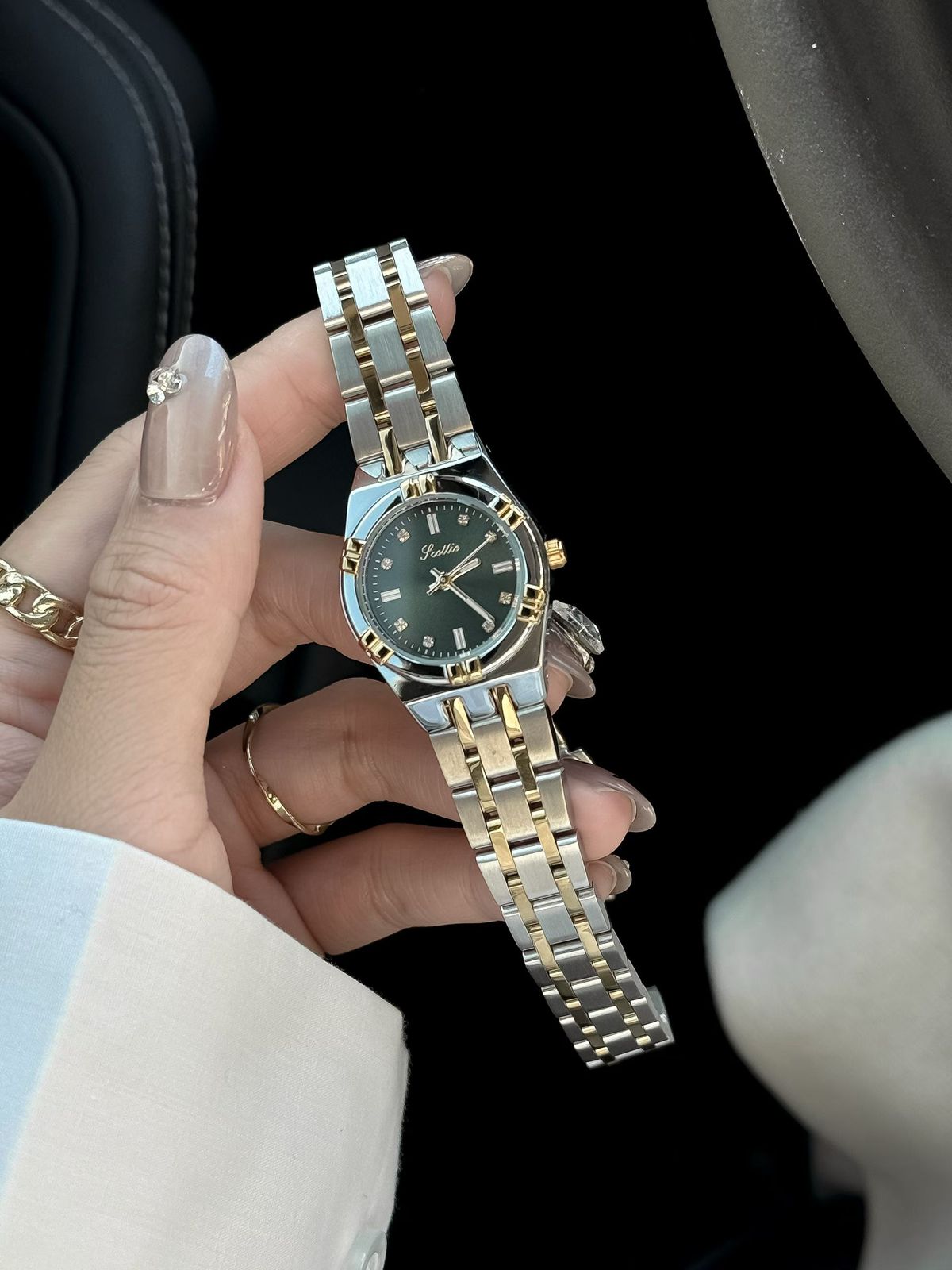 Reloj Scottie para Dama con Manilla Metálica