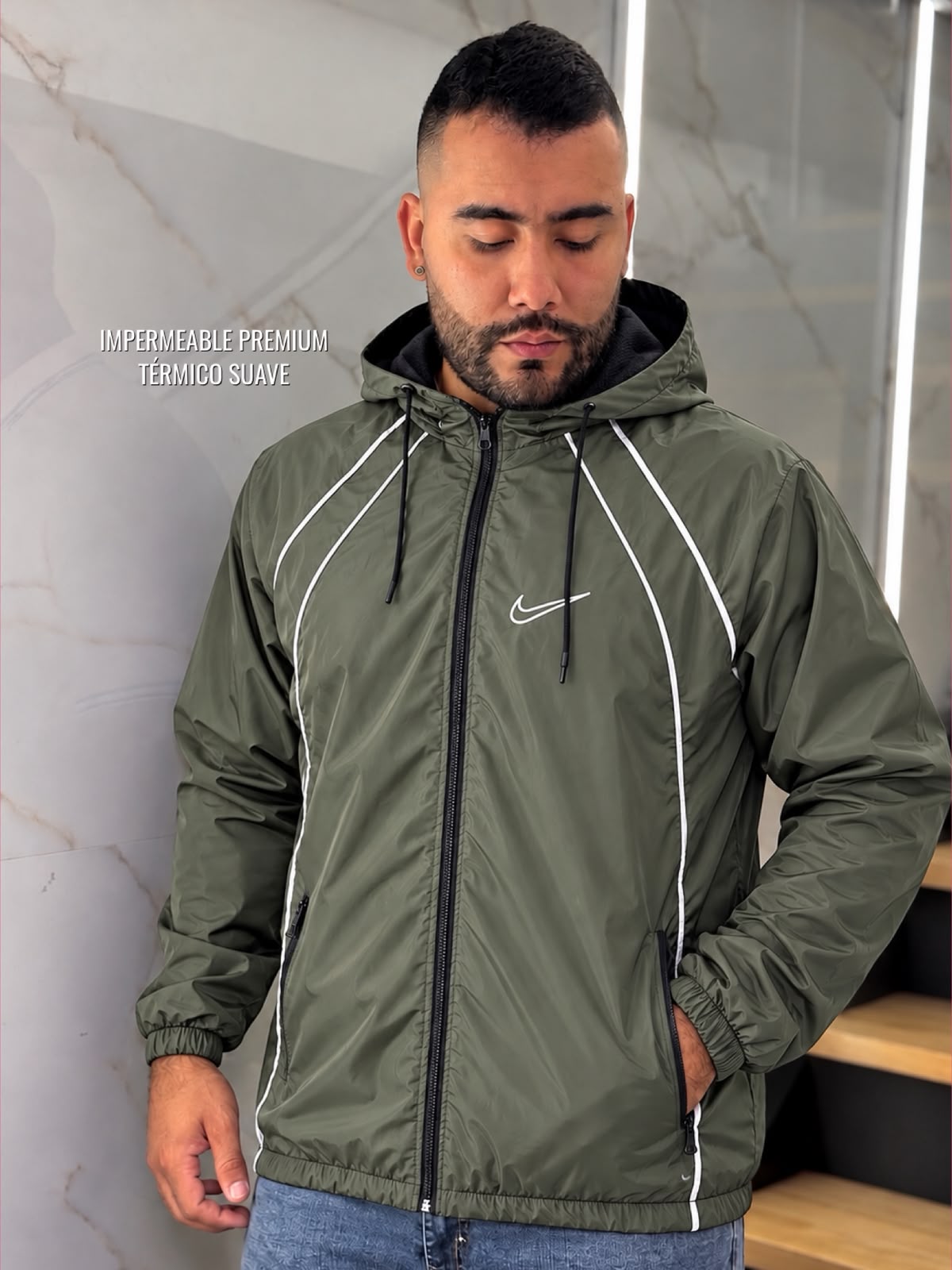 Chaqueta impermeable para hombre con forro térmico y capota desprendible
