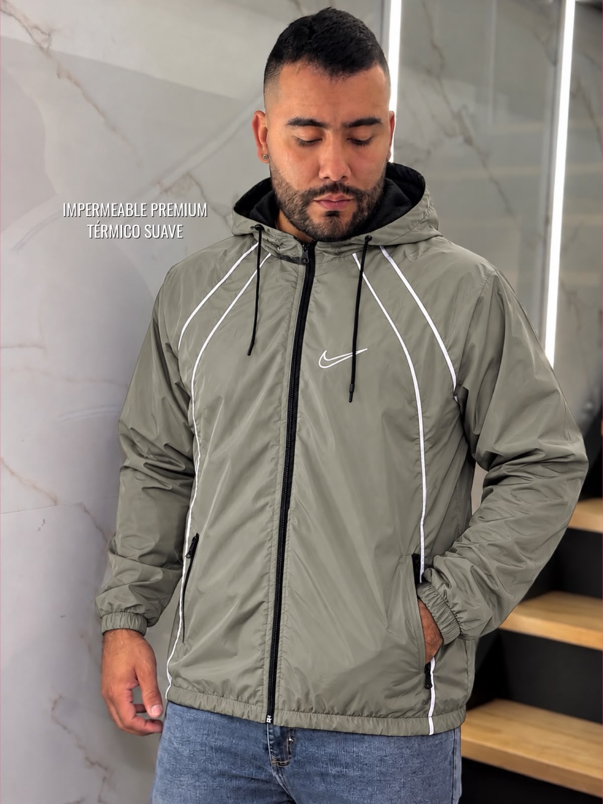 Chaqueta impermeable para hombre con forro térmico y capota desprendible