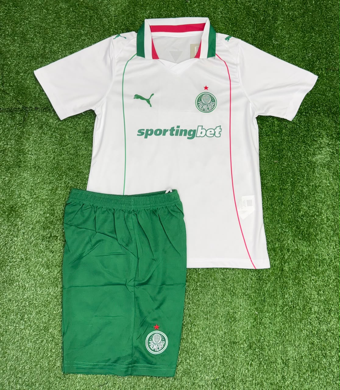 Conjunto de fútbol para niño | Camiseta y pantaloneta