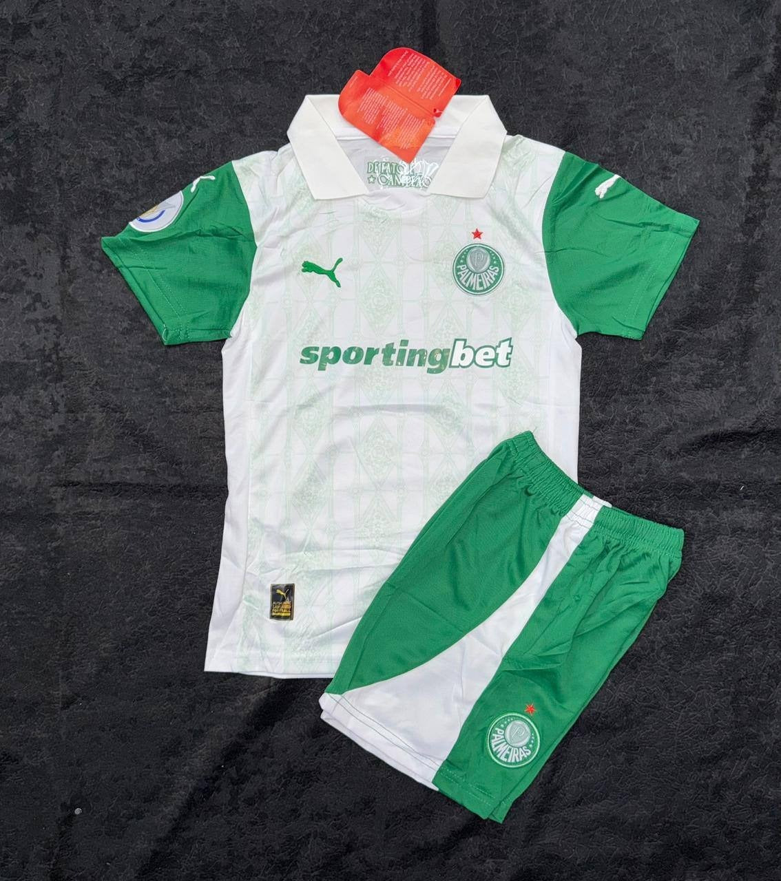 Conjunto de fútbol para niño | Camiseta y pantaloneta