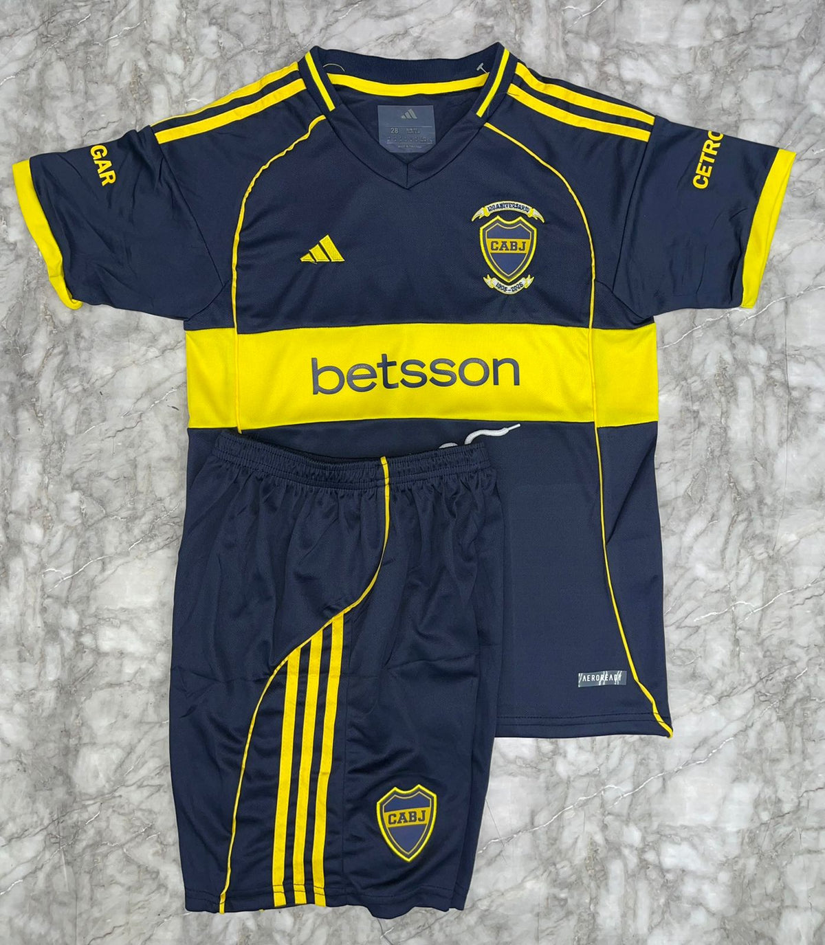 Conjunto de fútbol para niño | Camiseta y pantaloneta