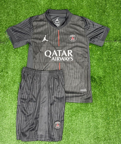 Conjunto de fútbol para niño | Camiseta y pantaloneta
