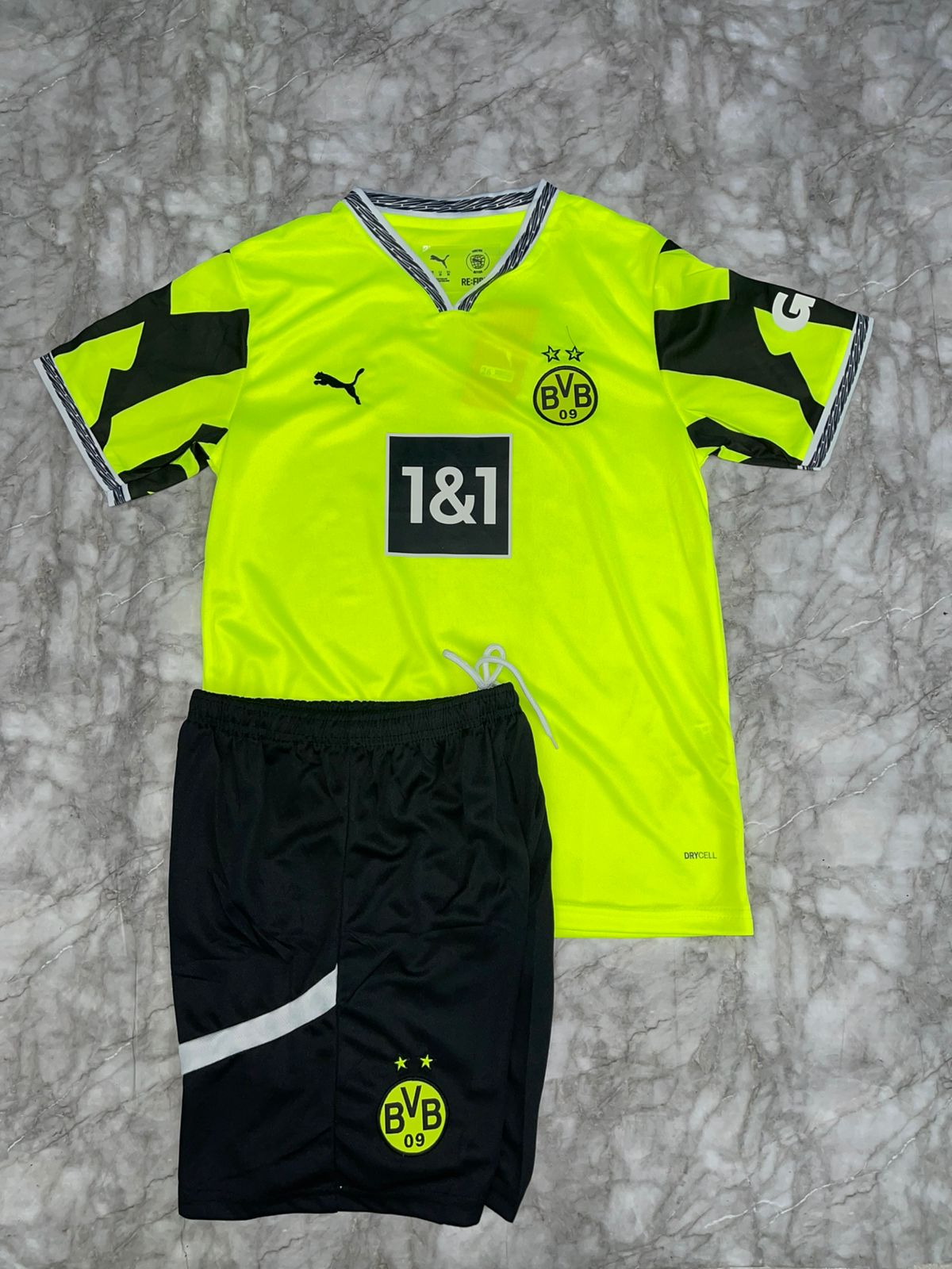Conjunto de fútbol para niño | Camiseta y pantaloneta