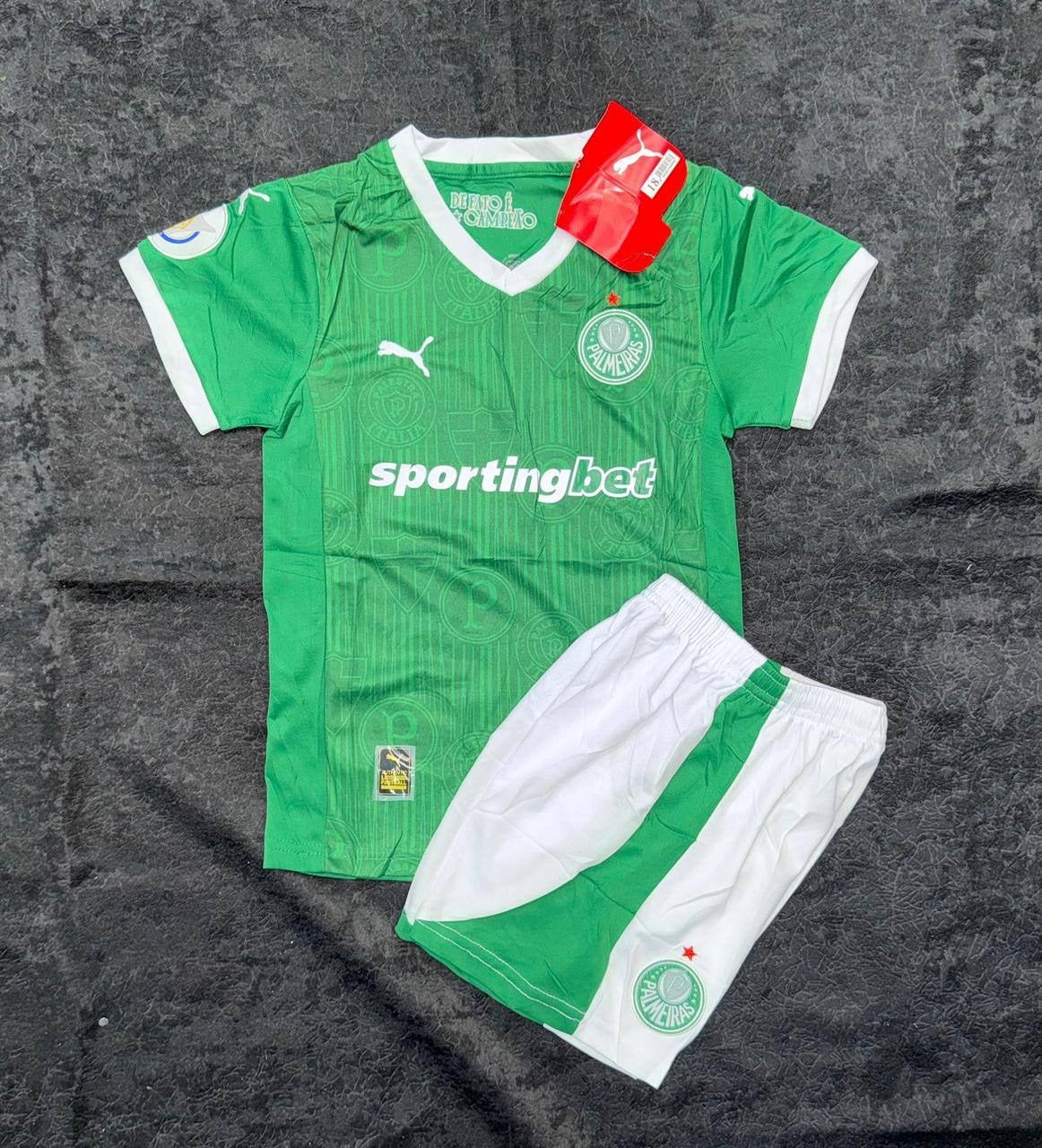 Conjunto de fútbol para niño | Camiseta y pantaloneta