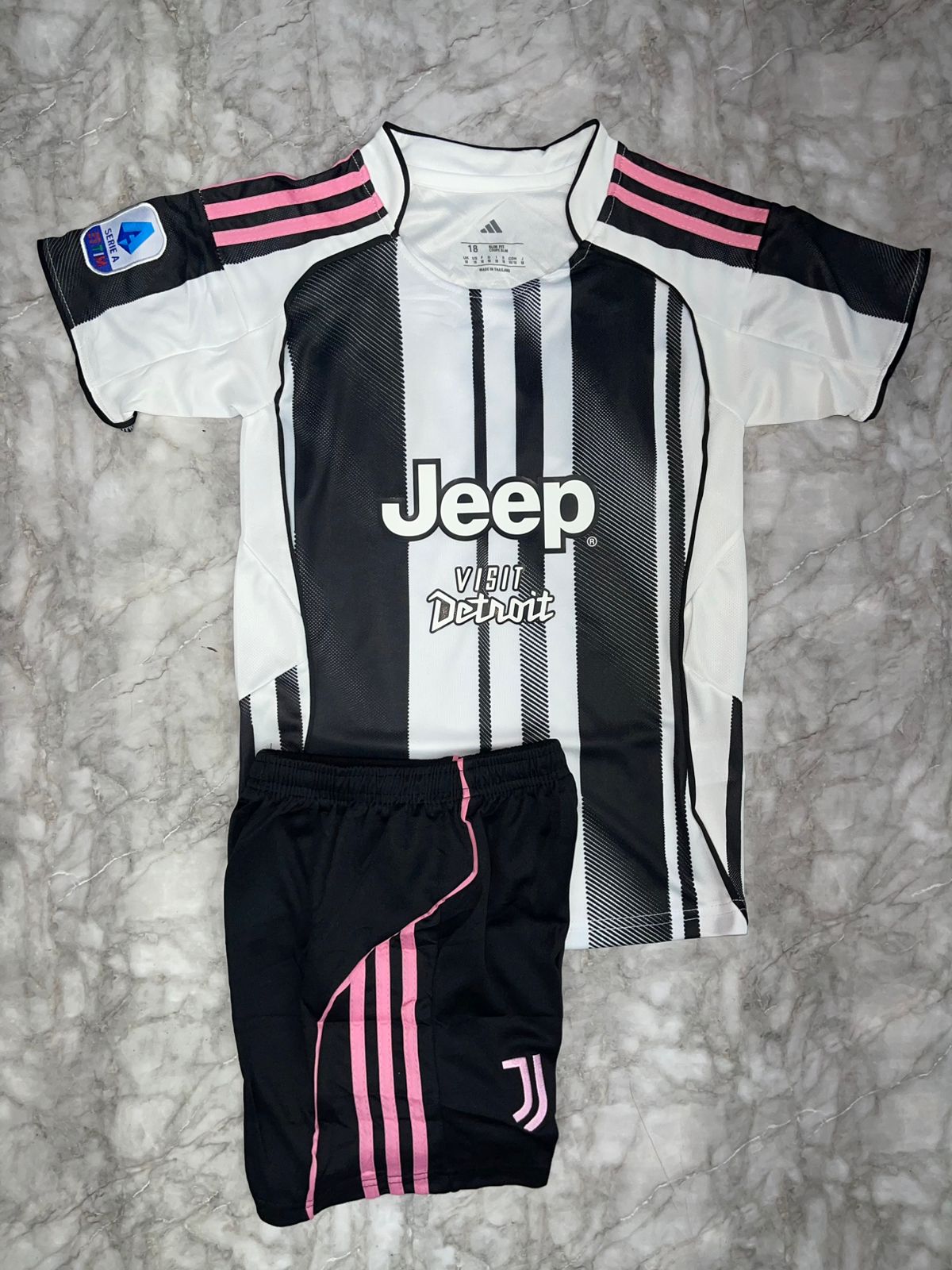 Conjunto de fútbol para niño | Camiseta y pantaloneta